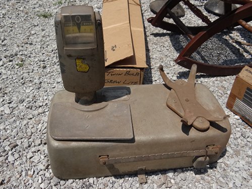 Property photo 13 - Personal Property Auction, Tractors, Dozer, Implements, Lawn & Garden, Tools, Antiques, Furniture & Household